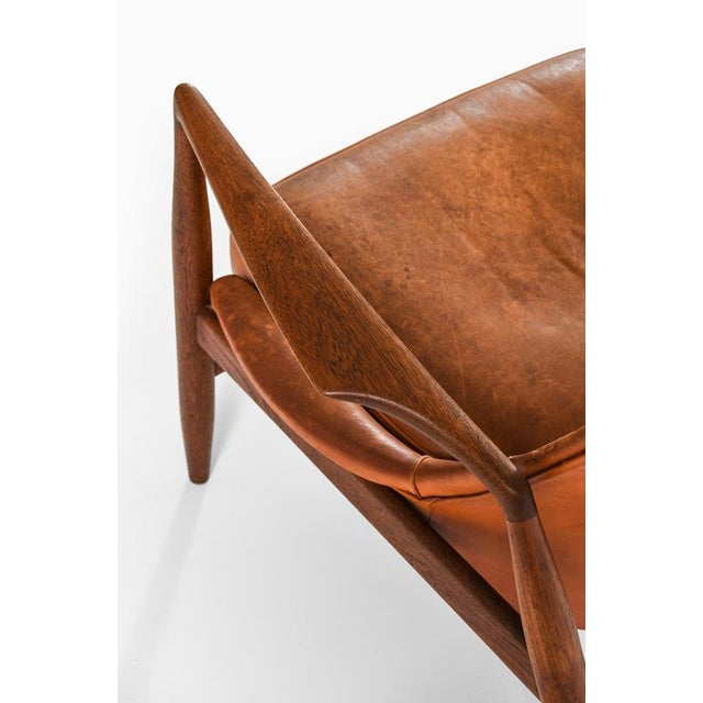 1950s Easy Chair in Leather and Teak by Ib Kofod-Larsen, 1950s For Sale - Image 5 of 14