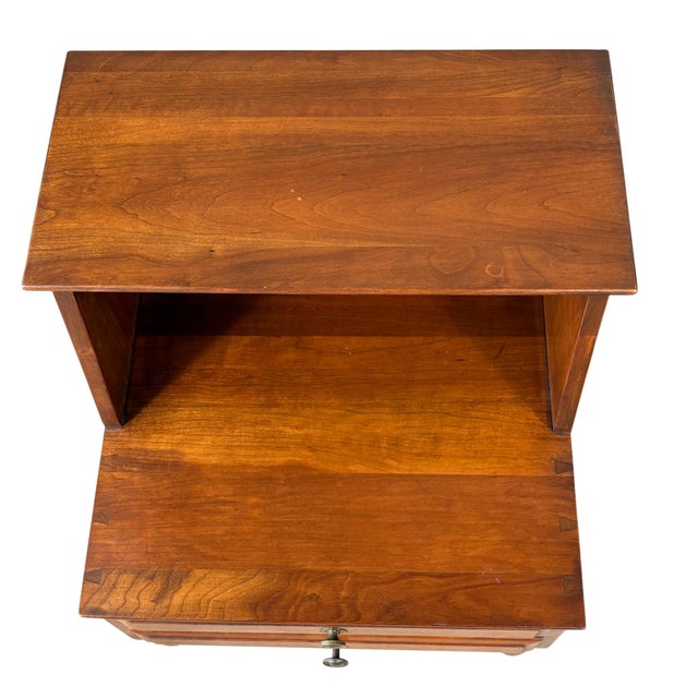 Willett Furniture Mid 20th Century Modern 2 Tier Nightstands by Willett For Sale - Image 4 of 18