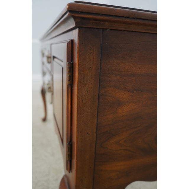 1970s Statton Oxford Cherry Queen Anne Sideboard For Sale - Image 15 of 18