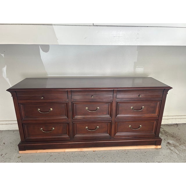 Ethan Allen 1990s Ethan Allen Medallion Collection Bedroom Set (California King Bed Frame) For Sale - Image 4 of 18