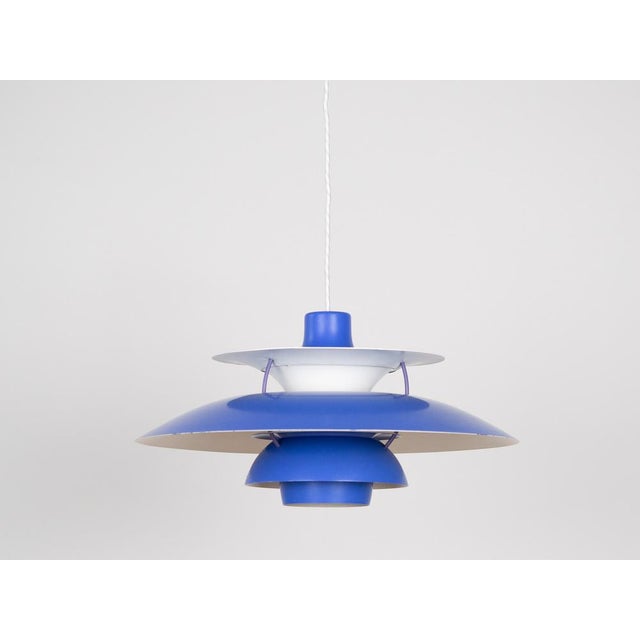 The ph 5 lamp is an icon of danish design that has gained immense popularity worldwide. Designed by the renowned designer...