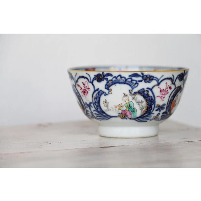 18th Century 18th Century Qianlong Porcelain Bowl Depicting Scenes For Sale - Image 5 of 13