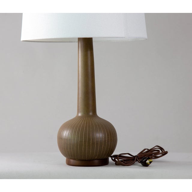 1960s Mid-Century Modern M-200 Table Lamp by Jane and Gordon Martz for Marshall Studios For Sale - Image 5 of 7