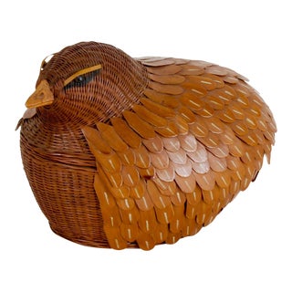 Vintage Wicker Woven Bird Basket With Lid For Sale