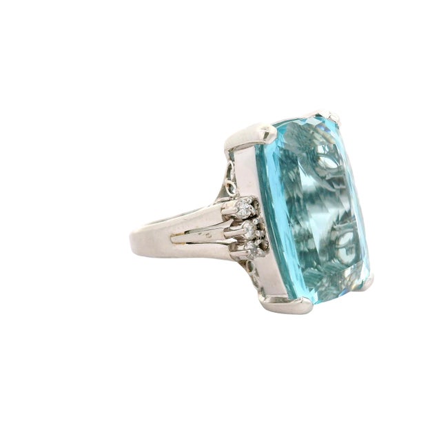 10.25 Carat Aquamarine Diamond Platinum Ring, Size 4.75 For Sale - Image 4 of 6
