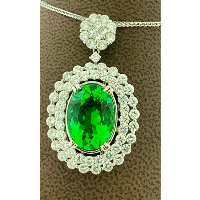 AGL Certified 7 Ct Pariba Tourmaline & 4.5 Ct Diamond Pendant Necklace 18 K Gold For Sale - Image 4 of 18