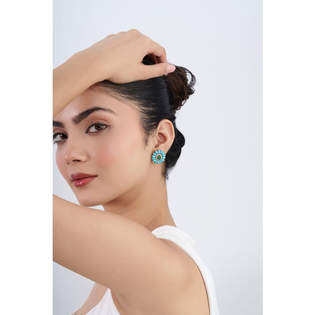 Native American 14k Gold 7.0ct Emerald Turquoise & Diamond Flower Stud Earrings- A Pair For Sale In New York - Image 6 of 14