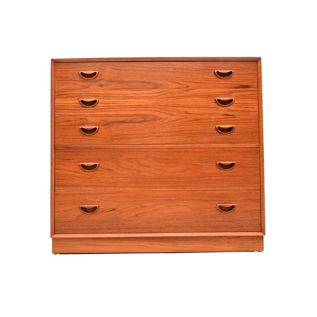 Mid-Century Modern Vintage Danish Teak Chest of Drawers by Peter Hvidt and Orla Molgaard Nielsen for Søborg Møbelfabrik, 1960s For Sale - Image 3 of 11