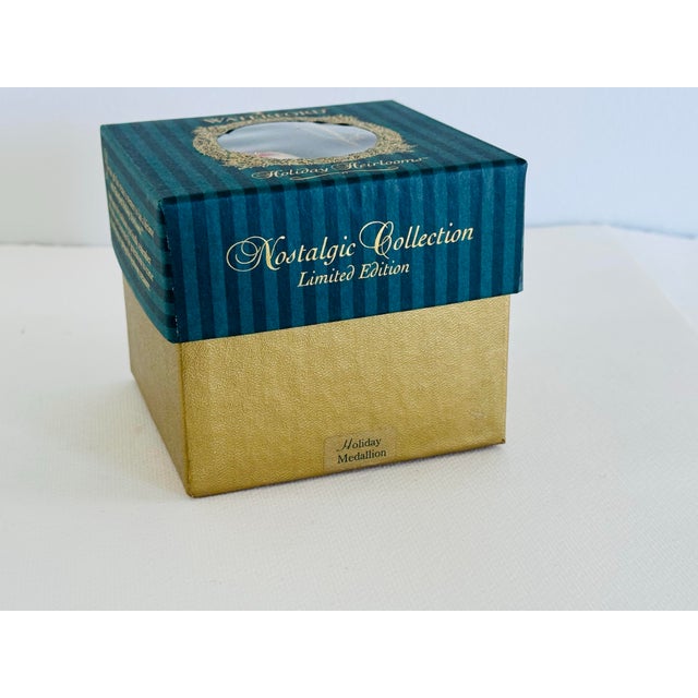 Waterford Waterford 1999 Nostalgic Collection Holiday Medallion Ornament W/ Box For Sale - Image 4 of 4