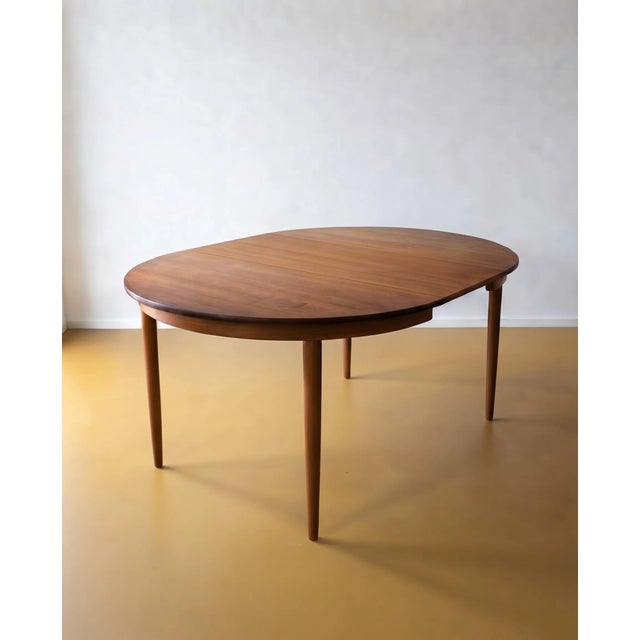 Vintage Danish Extendable Round Table, 1950s For Sale - Image 4 of 4