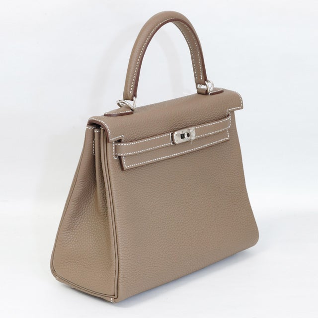 Hermès Hermès Kelly 25 Etoupe Togo Palladium Hardware 2024 For Sale - Image 4 of 6