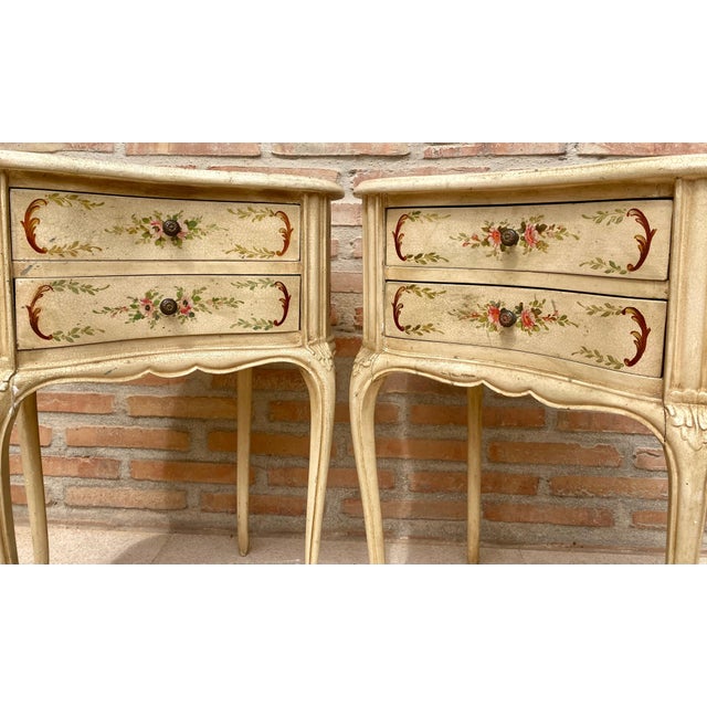 Two Drawers Painted in Light Beige Wood Kidney Nightstands, 1940s, Set of 2 For Sale - Image 14 of 18