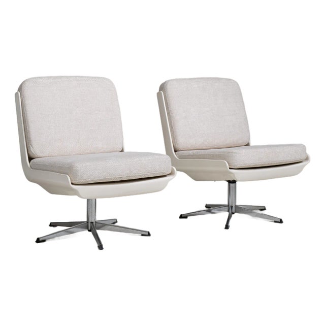 Pair of Variopur Space Age Upholstered Swivel Chairs, Antique, Germany, Circa 1970 For Sale