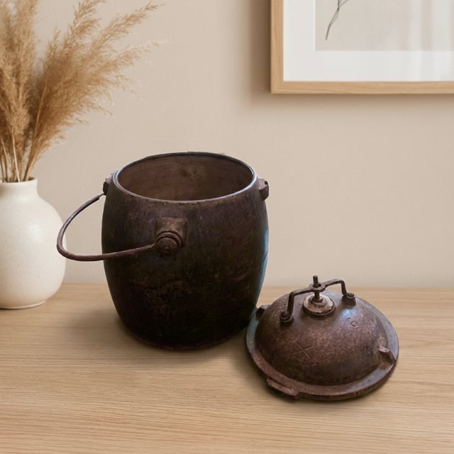 Farmhouse Antique Rustic Iron Bucket With Lid For Sale - Image 3 of 8