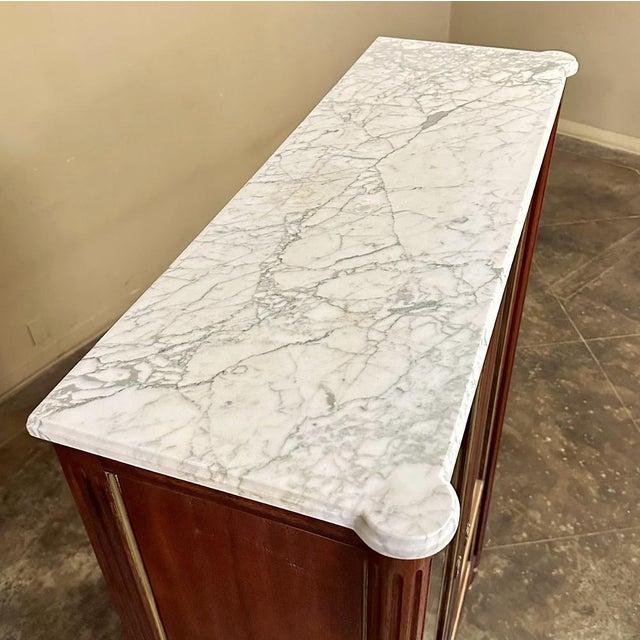 Antique French Louis XVI Style Mahogany Vitrine ~ Bookcase With Carrara Marble For Sale - Image 16 of 18