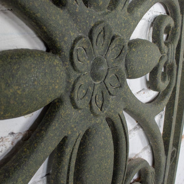 Late 20th Century Gothic Revival Style Architectural Cast Aluminum Decorative Window Panel or Scroll Grate Wall Hanging For Sale - Image 4 of 18