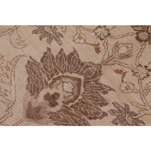 1990s 1990s Classic Ziegler Ivory Tan Hand-Knotted Wool Rug - 10'2'' X 13'11'' For Sale - Image 5 of 8