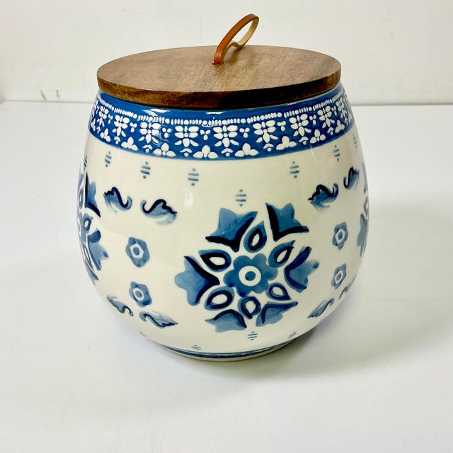 Late 20th C Boho Chic Scandinavian Gustavian Style Ceramic Jar Vase With Wood Lid. For Sale - Image 6 of 11