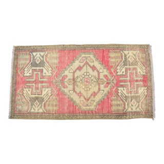 Mid 20th Century Turkish Bohemian Small Rug For Sale