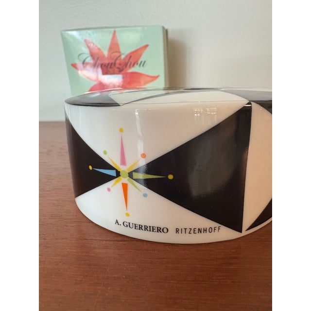 Postmodern 1980s Chou Chou Bud Vase by Ritzenhoff. Guerriero Pattern. For Sale - Image 3 of 6