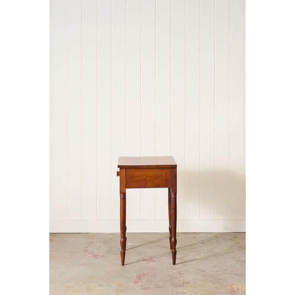 Mid 19th Century Antique American One Drawer Cherry Side Table (C. 1850) For Sale - Image 5 of 10