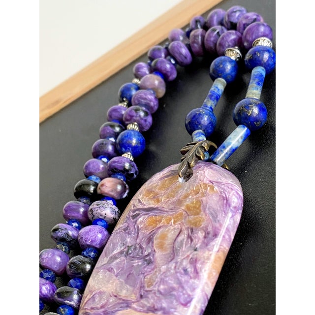 Metal Statement Charoite and Lapis Lazuli Necklace With Sculptural Charoite Pendant a Wearable Work of Art For Sale - Image 7 of 18