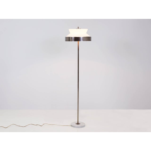 Silver Floor Lamp with Architectural Glass Shade in the style of Sergio Asti, Italy, 1960s For Sale - Image 8 of 8