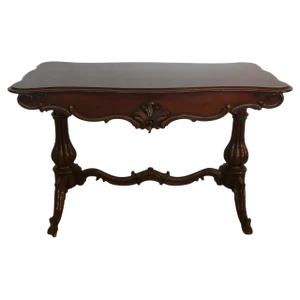 19th Century English Traditional Mahogany Center Table