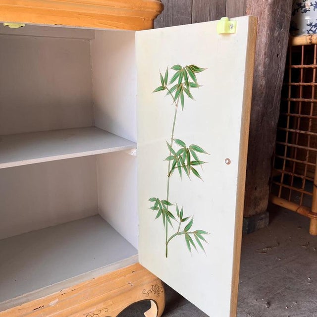 Vintage Painted Cabinet in Wood For Sale - Image 6 of 11