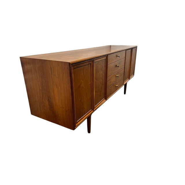1950s Mid Century Modern Kipp Stewart for Drexel Declaration Walnut Credenza Buffet For Sale In Chicago - Image 6 of 18