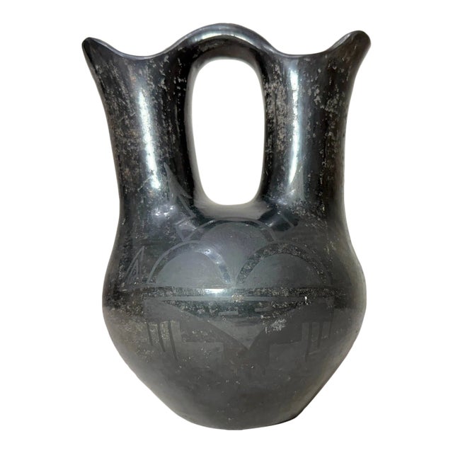 1960s Native American Faustina Gutierrez Santa Clara Pueblo Black Pottery Wedding Jar For Sale