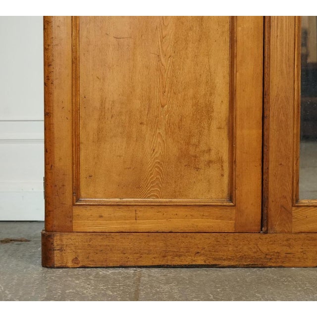 Wood Late Victorian Oak Triple Wardrobe by Marsh Jones & Cribb., 1890s For Sale - Image 7 of 18