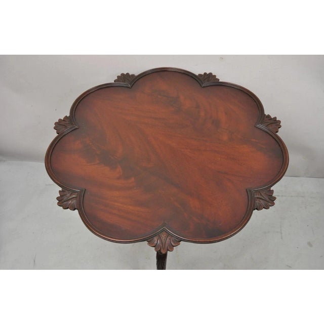 Chippendale Vintage Crotch Mahogany Chippendale Style Pie Crust Pedestal Side Tea Table For Sale - Image 3 of 12