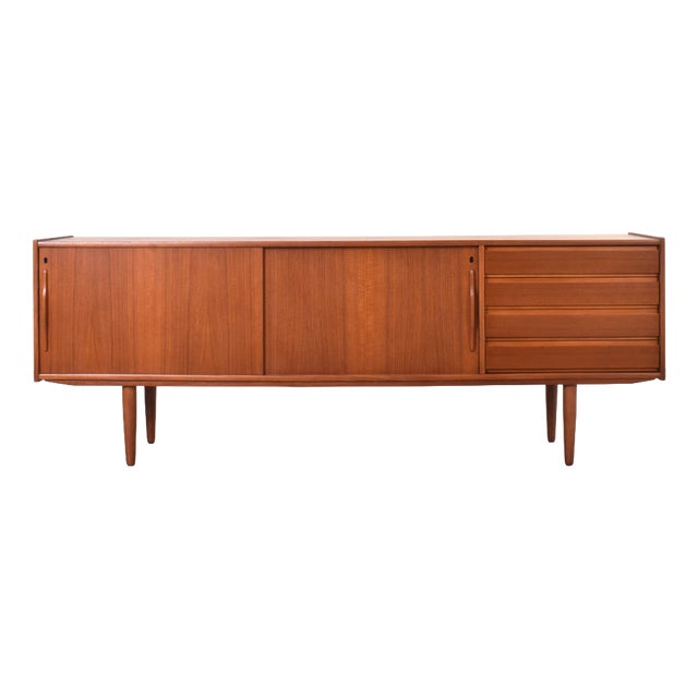 Mid-Century Modern Danish Teak Sideboard, 1960s For Sale