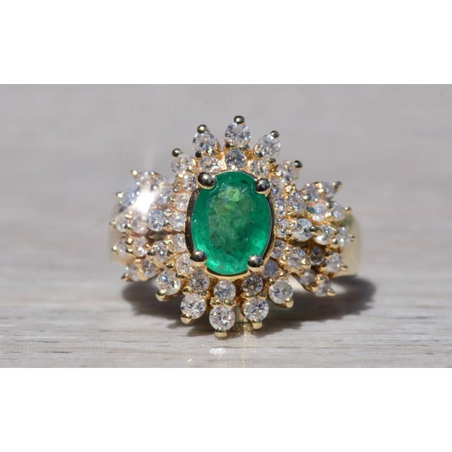 Contemporary The Giron: Ladies 14K Emerald and Diamond Cluster Ring For Sale - Image 3 of 10
