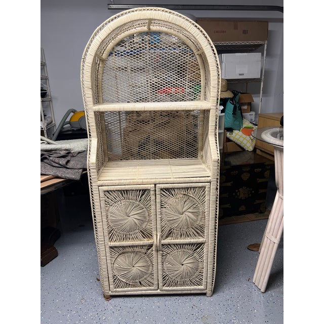 Vintage 1970s Palm Beach Coastal Arched Wicker & Rattan Étagère Hutch Cabinet With Sunburst Doors For Sale - Image 9 of 12