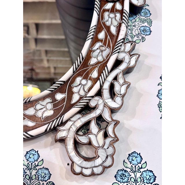 1990s 1990s Mother of Pearl Inlaid Oval Shape Mirror For Sale - Image 5 of 6