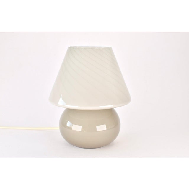 Mid 20th Century Mid 20th Century Mid Century Modern Venini Style Taupe Glass Mushroom Table Lamp For Sale - Image 5 of 10