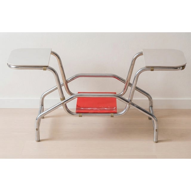 1930s 20th Century Bauhaus Tubular Steel Flower Stand with Colored Glass Shelves, Czechoslovakia, 1930 For Sale - Image 5 of 8