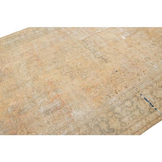 Persian Vintage Persian Mahal Beige Wool Rug Handmade With Medallion Motif For Sale - Image 3 of 8