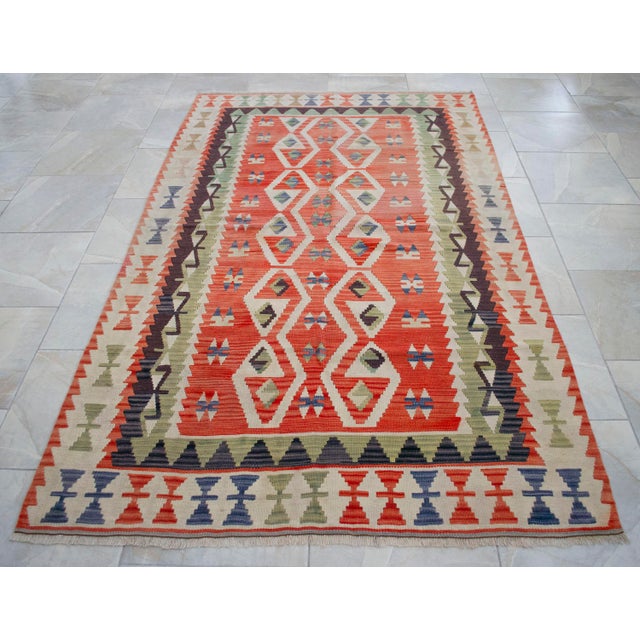 Vintage Handwoven Turkish Oushak Kilim Flat Weave Rug Boho Farmhouse Decor - 4′5″ × 7′8″ For Sale - Image 13 of 14