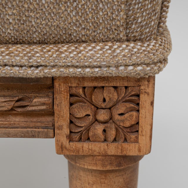 1900s French Louis XVI Upholstered Stool with Carved Legs For Sale - Image 13 of 18