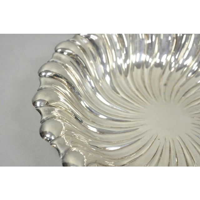 Late 20th Century Vintage Mid Century Modern Swirl Pattern Silver Plated Centerpiece Fruit Bowl For Sale - Image 5 of 11