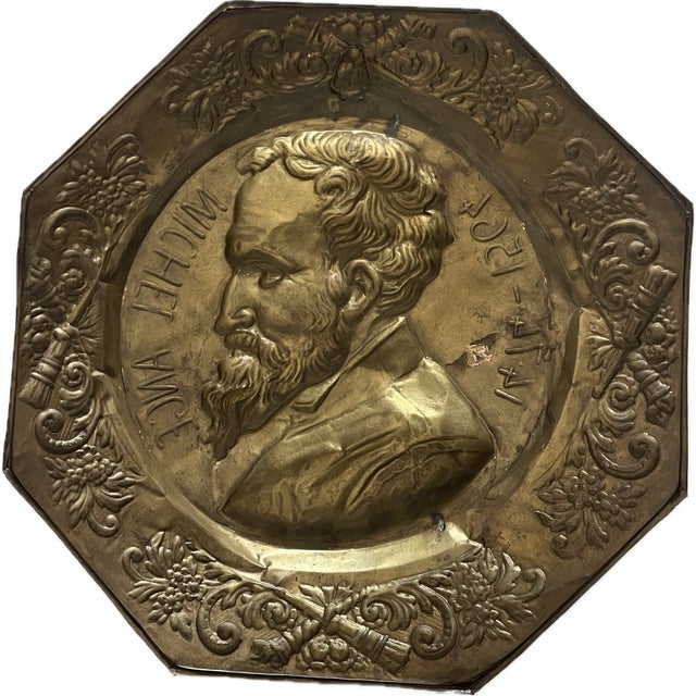 Late 19th Century Antique French Michelangelo Brass Repoussé Portrait Plaque, C. Late 19th Century For Sale - Image 5 of 6