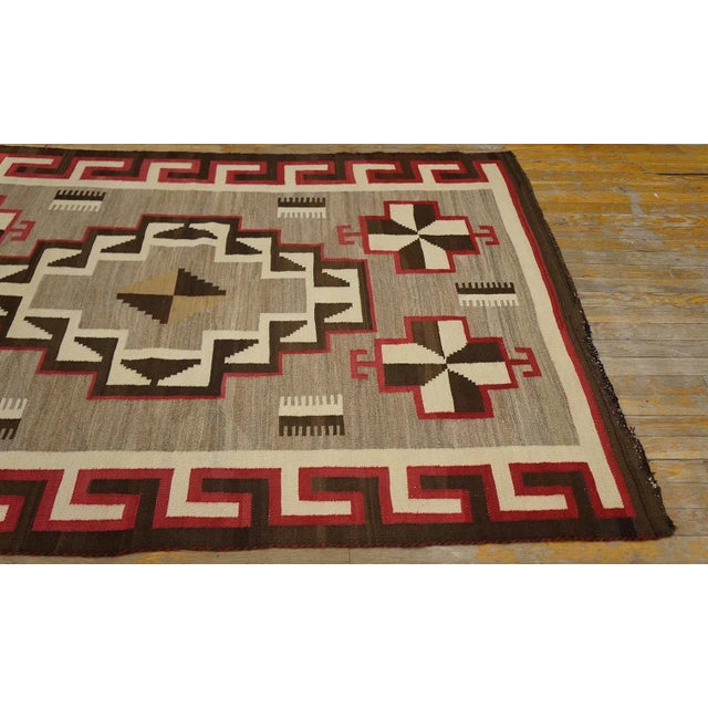1920s 1920s Gray Medallion Antique American Navajo Rug 4' 6" X 6' 6" Flatweave Wool Carpet For Sale - Image 5 of 9