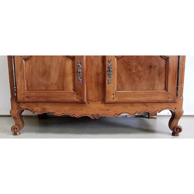Solid Cherry Bureau or Sideboard with Desk, 18th Century For Sale - Image 15 of 18