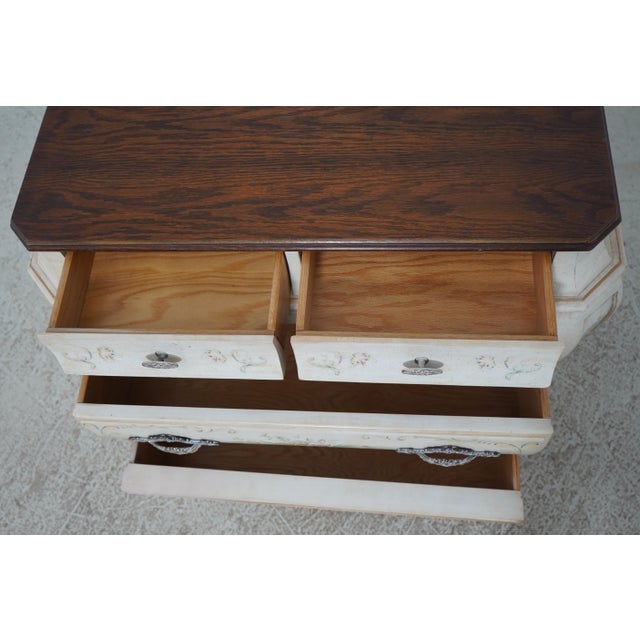 Pulaski Venetian Painted Finish 2 Over 2 Drawer Commode Chest For Sale - Image 4 of 12