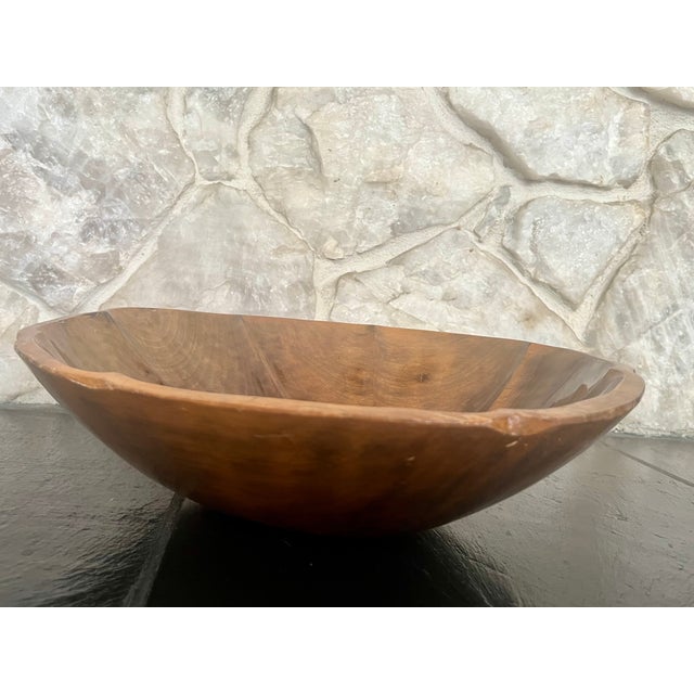 Brown Large 16" Mid 20th Century Hand-Carved Figured Wood Scalloped Centerpiece Bowl For Sale - Image 8 of 9