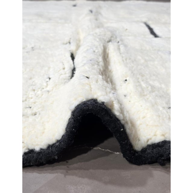 Contemporary Beni Ourain-Style Rug | Handwoven Berber Wool Rug with Ivory Field and Grey Diamond Lattice This classic...