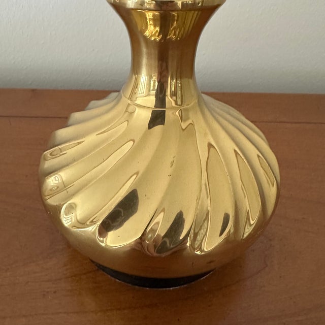 Vintage Small Brass Swirl Countertop Accent Lamp For Sale - Image 4 of 7